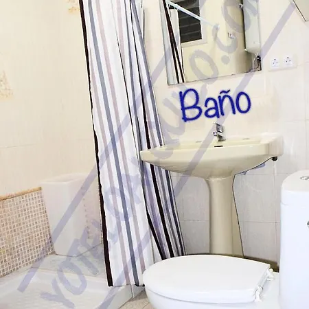 Fantastico Apartamento En La Carihuela. 5 Plazas